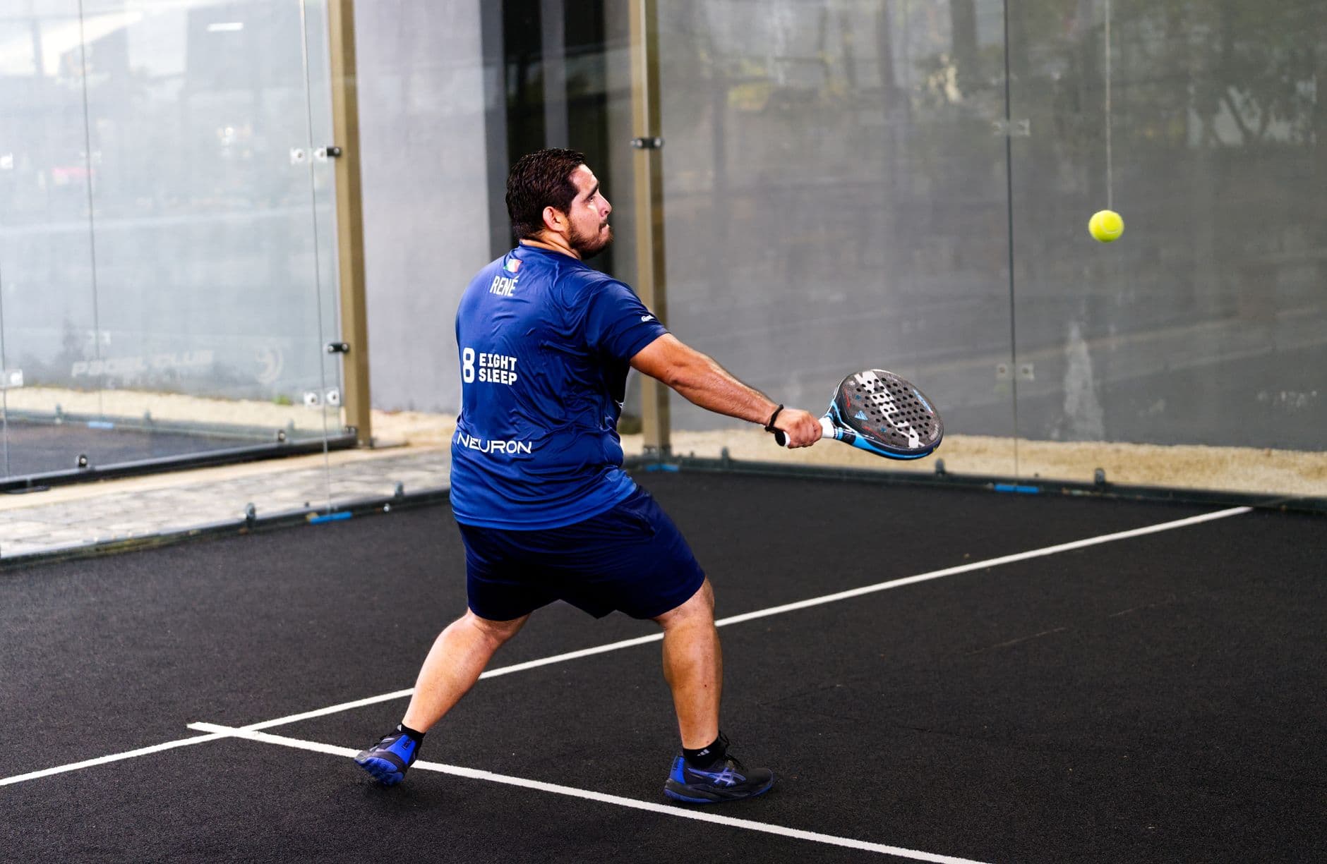 Fidéliser les adhérents de son club de padel : ce qui marche en 2026 — Padel Snipe
